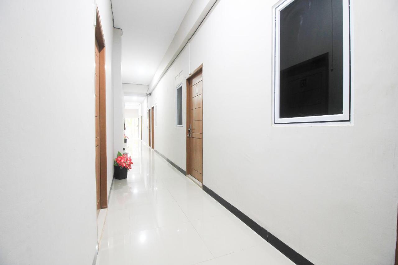 Oyo 1653 Fajar Residence Pekanbaru Extérieur photo
